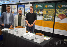 A festive week for Dutch Plantin! The company launched their new visual identity. In the photo Maarten van Hagen with Houwling Group, Siby Joseph with Dutch Plantin & Jack Houweling with the joint venture Dutch Plantin Houweling that was set ups this year to provide growers with a full product range.
