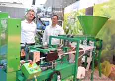 The Ellepot team launched an organic plug paper plug at the exhibition: http://www.hortidaily.com/article/43470/Organic-plug-paper-to-be-introduced-on-GreenTech. In the photo Brian Damkjaer Schmidt & Jeppe Baun