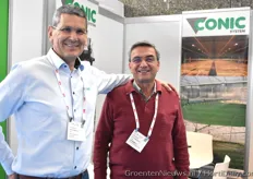 Miquel Ribera & Haluk Atamal with Conic System. Miquel will shortly update us on a project in a country we don't hear of very often regarding horticulture: Syria!