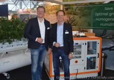 Frans van den Biezenbos (Orange Climate) and Gerjo de Zeeuw (KE GrowAir) share knowledge and work together, so growers can grow with the right climate 365 days a year.