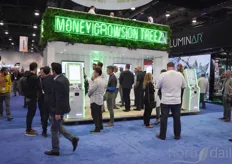 On the exhibition floor many people interested in investing in the cannabis industry were present and the ATM's definitely caught their attention