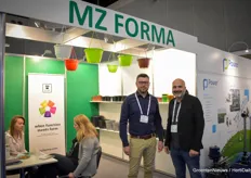 Przemyslaw Ziomek with MZ Forma is visited by Fabio Camisa with Da Ros
