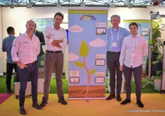 Raymond Lescrauwaet & Javier Meyer with Aqua4D, Robert Kraayvanger with Beacon & Olivier Begerem with 2Grow. Together they present a complete solution to measure the developments in your crop and the benefits of better waters solutions.