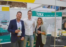 By TOLL Global Forwarding they ‘transported’ coffee to their booth. From the left to the right: Mark Boender, Job de Heer and Ramona Rodenburg.