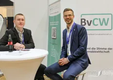 On the right: Manuel Rudolph of BvCW, an association for German cannabis businesses