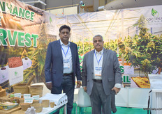 Jeyakantian Samasundram and Prasanga Sirisena from CocoPeat Lanka