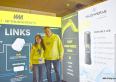 Anne Dittman and Godecke from SC Growmasters who supports cannabis social clubs and commercial indoor growers with Growlink controllers, Valenveras handheld labs, and expertise in plant health and protection.