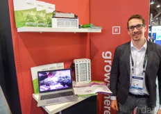 Niko Kurumaa with Netled showed the capabilities of vertical farming system Vera for the cloning stage of cannabis
